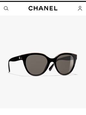CHANEL Women's butterfly Sunglasses